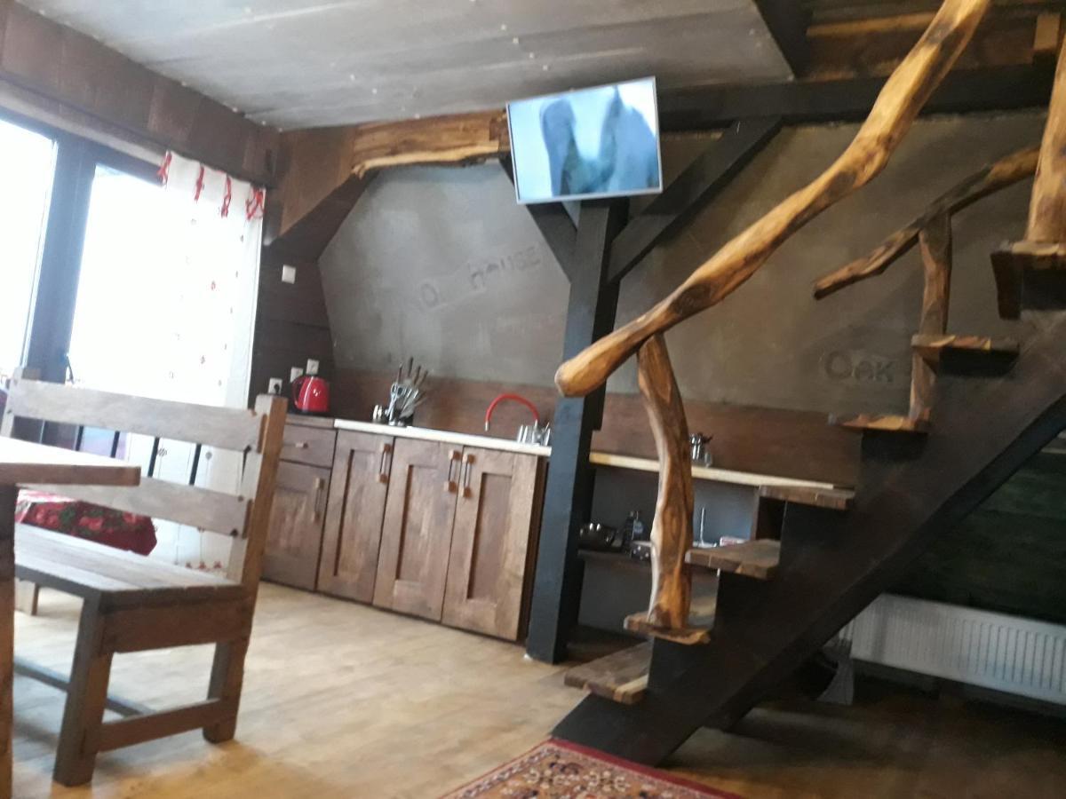 Apartmán Oak House Paljanycja Exteriér fotografie