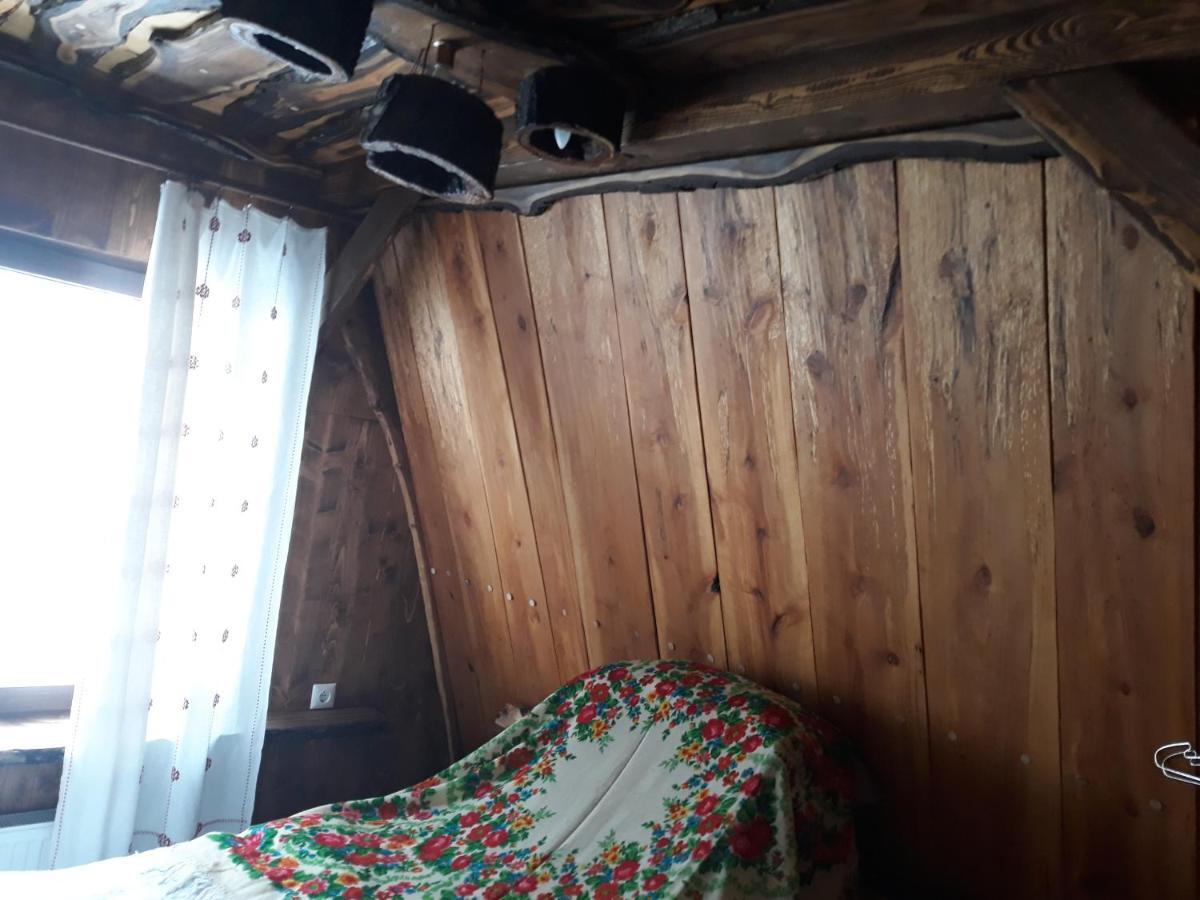 Apartmán Oak House Paljanycja Exteriér fotografie